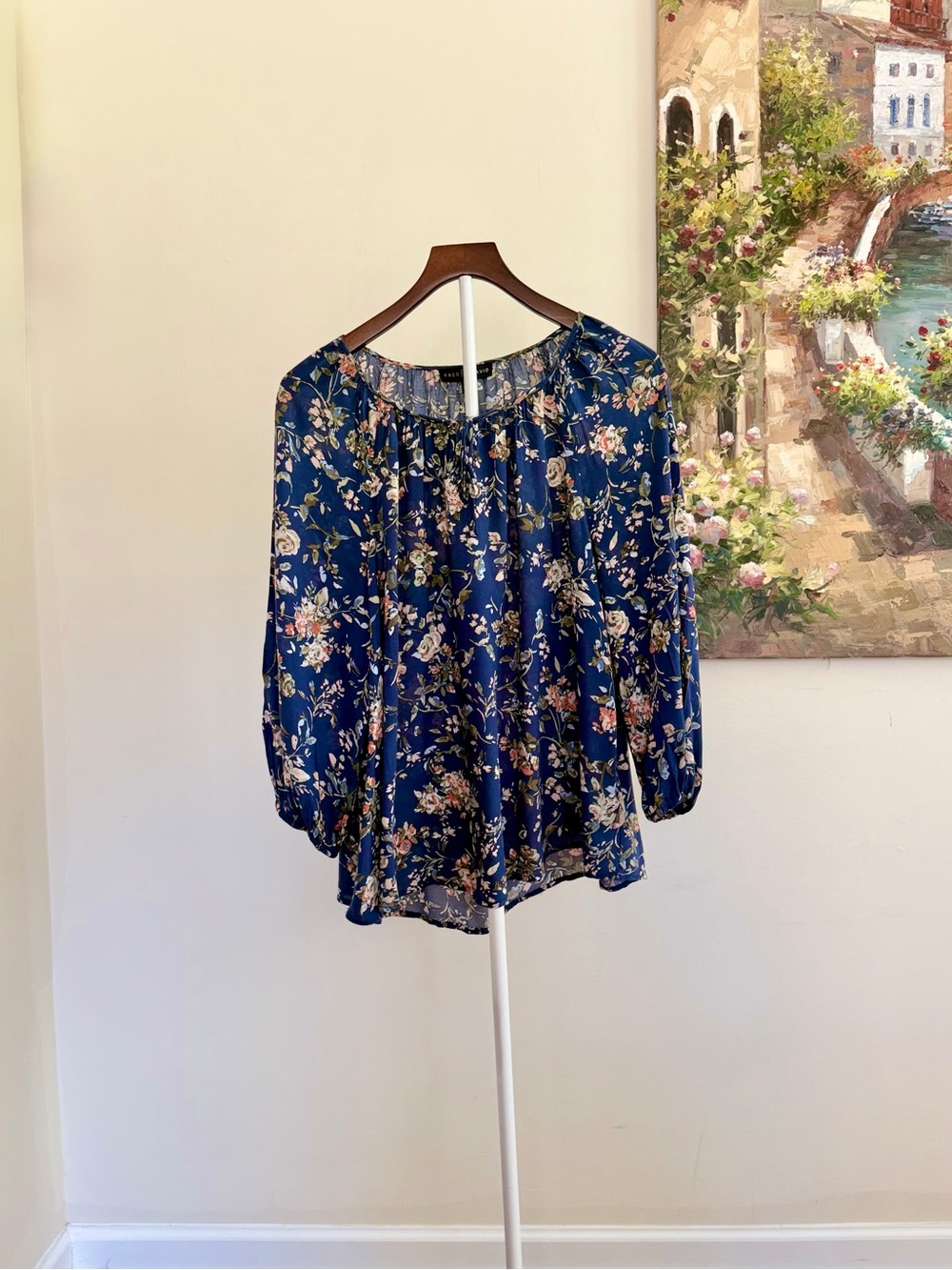 Fred David Navy Blue Floral Blouse Size Medium Boho Peasant Top 3/4 Sleeve Flowy